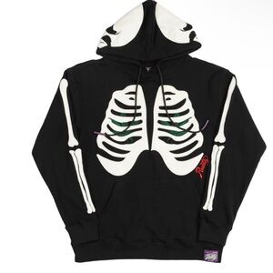 RUNTZWORLDWIDE SMOKE OUT HOODIE